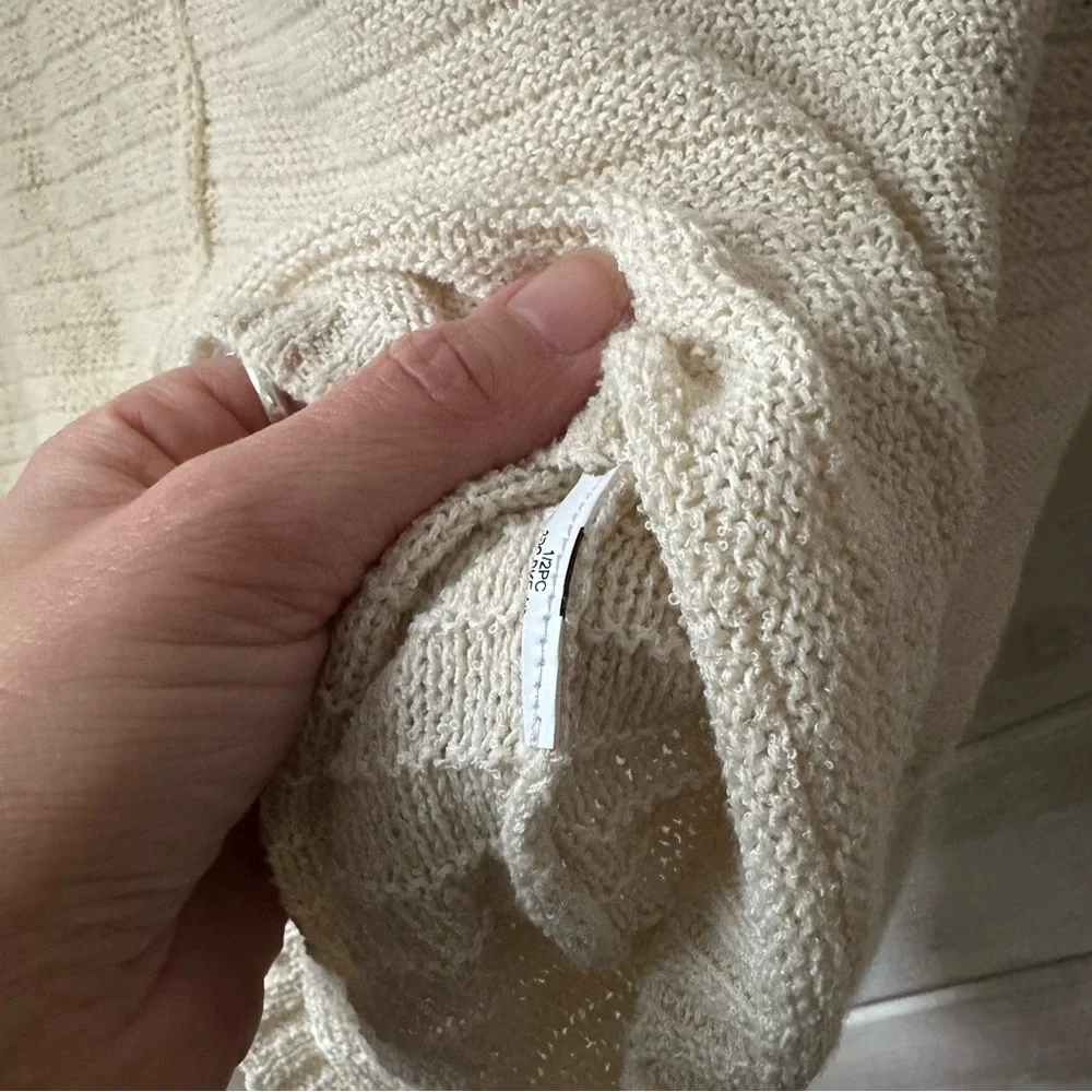 Billabong Sweater - Picture 6 of 7